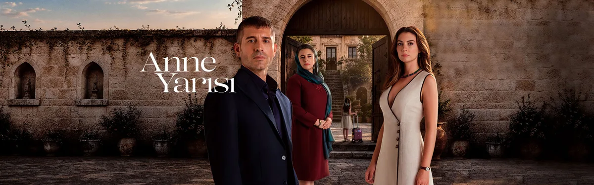 Anne Yarısı dizisinin resmi afişi